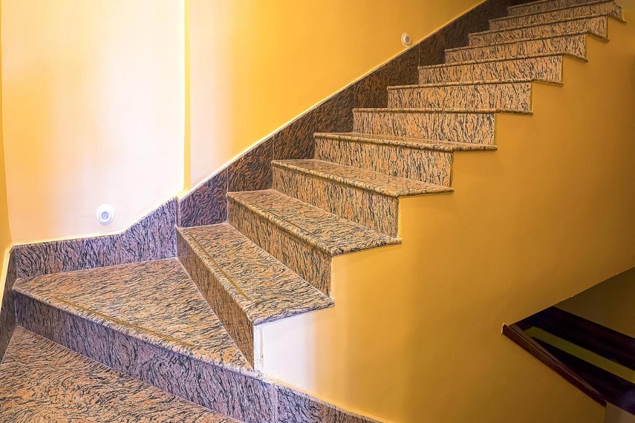 כלכותה Fabhotel Quest - Nr Quest Mall מראה חיצוני תמונה